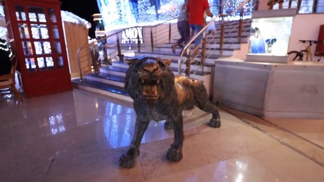 SOHO Square. Sharm el Sheikh. Egypt. Поющие фонтаны на площади Сохо. смотреть онлайн