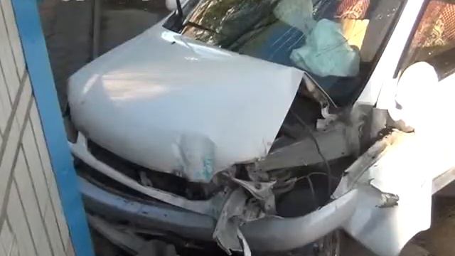 В Благовещенске при столкновении четырёх автомобилей пострадали ... смотреть онлайн