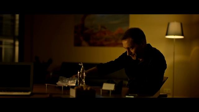 Коллектор. Психологический триллер смотреть онлайн