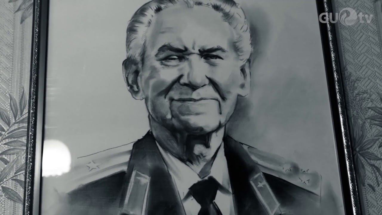 Интервью с ветераном Великой Отечественной войны, Героем Советского Союза Николаем Оловянниковым смотреть онлайн