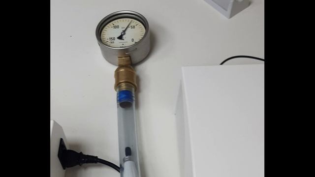 Мощность силы всасывания пылесоса у аналогичного аппарата по педикюру