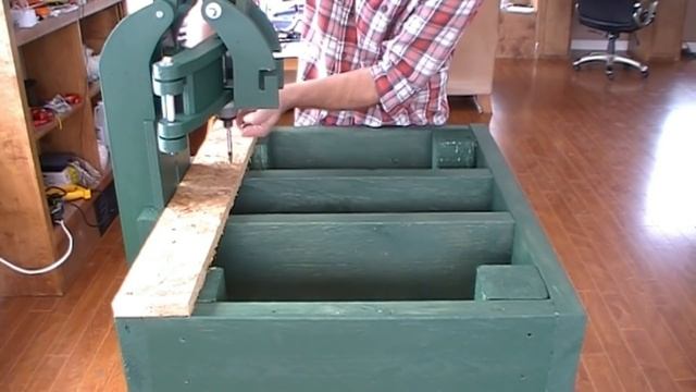 ? Build A Modular Articulated Tool Guide System смотреть онлайн