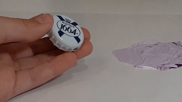 Делаем брелок в виде печенья макарон, с Бэйби Йодой и Снежкой! смотреть онлайн