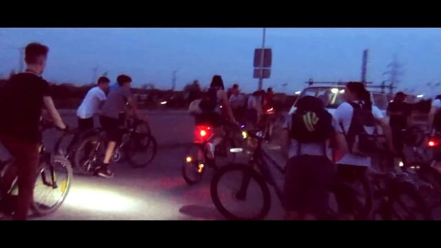 Вело Барановичи Нас много Салют и прогулка по городу 30.04.2018 смотреть онлайн