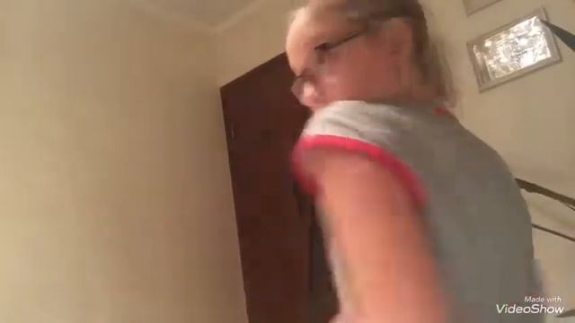 Типы людей когда один дома🏘 смотреть онлайн
