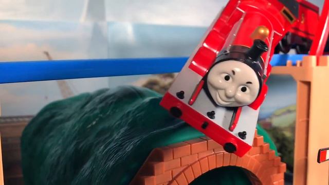 Philip Saves James from Crashing | Philip to the Rescue Remake (US version) смотреть онлайн