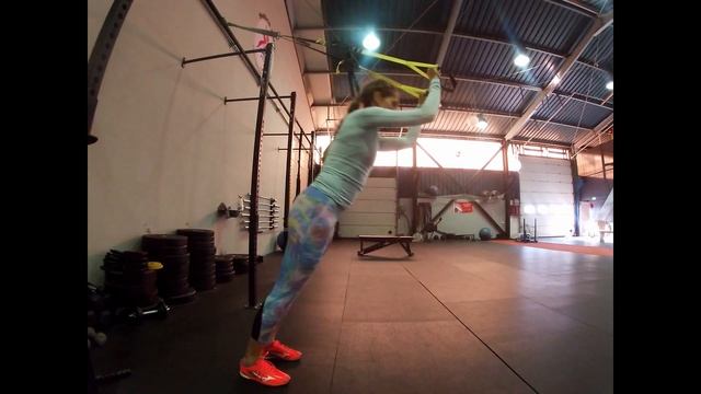 TRX triceps press смотреть онлайн