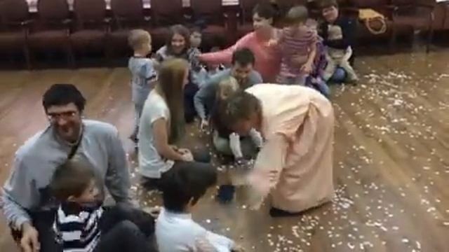 Игра с ежиком смотреть онлайн