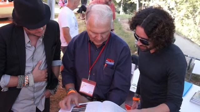 Peter Brock Books Art Center Car Classic 2013: Corvette Natural Selection смотреть онлайн