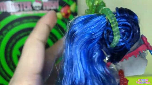 My Favorite MONSTER HIGH Doll Line!! Sweet Screams Ghoulia Yelps Doll Review смотреть онлайн