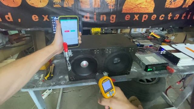 Жесткач!!! 115,8 градусов на колпаке...... Эти динамики (соперники) могут ВСЁ!!! Ненорматив. смотреть онлайн