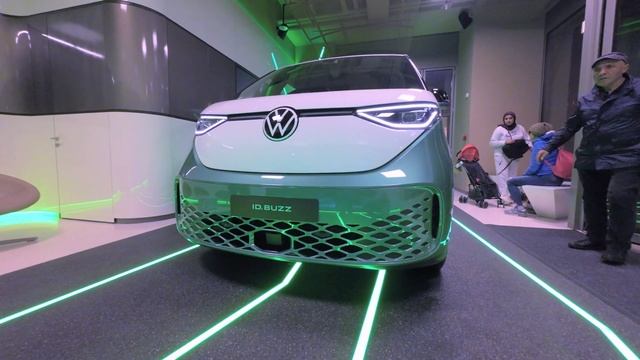 2023 VW ID. BUZZ by Volkswagen смотреть онлайн