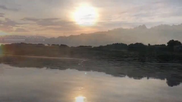 На лодке по Оке смотреть онлайн