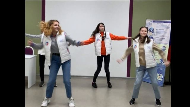 Танцевальный флешмоб «КосмоParty» смотреть онлайн