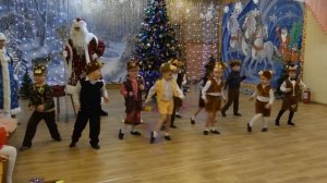ЗАЖИГАТЕЛЬНЫЙ ТАНЕЦ Медвежат ??? на новогоднем утреннике в детском саду | Средняя группа