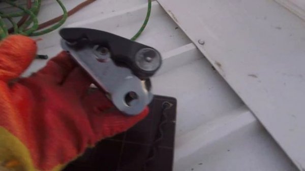 Дешёвое спусковое устройство Vertical Grigri качественный аналог Petzl Grigri