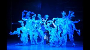 Цзо Чжень-Гуань. Танец придворных женщин из балета «Течёт речка» («Девушка и дракон»)