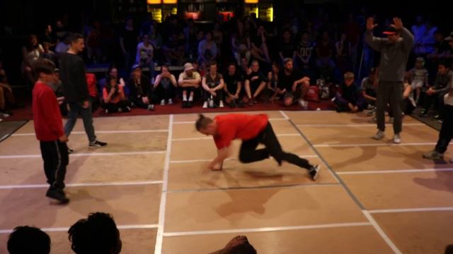 Family Fever Festival - Crew Battle - Killian, Kelox, Tom vs Lil Denz, Twista, Mafia смотреть онлайн