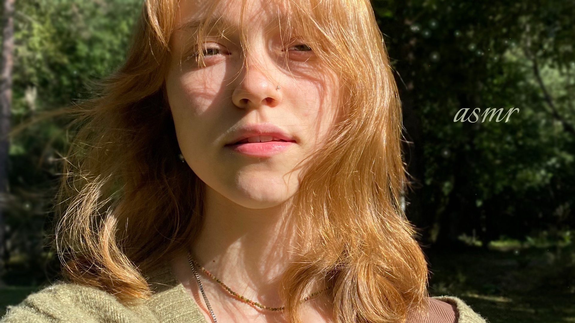 АСМР в лесу ~ вытягивание негативной энергии // шелест деревьев 🌳(ищем слендермена и гномов)