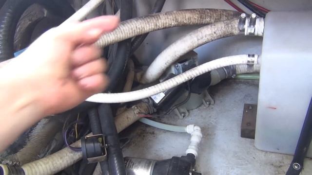 СИСТЕМА ВОДОСНАБЖЕНИЯ АМЕРИКАНСКОГО КАТЕРА - ПРОВЕРКА ПЕРЕД СЕЗОНОМ! смотреть онлайн