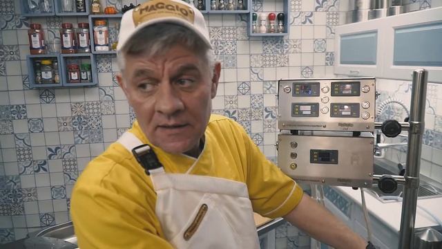 ИЗ ЧЕГО ДЕЛАЮТ САМЫЕ ВКУСНЫЕ СЫРЫ? ГОТОВИМ ПАСТА ФИЛАТА | Мастерская инноваций А. Чернядьев смотреть онлайн