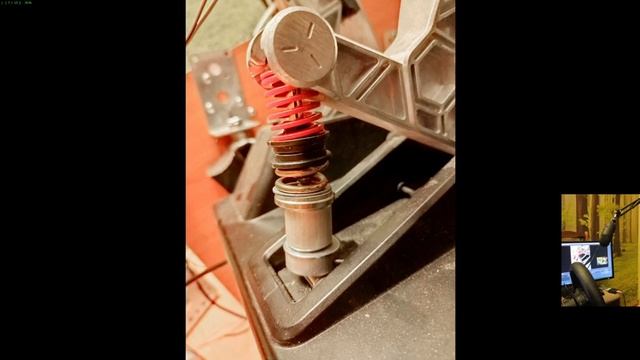 Педали ThrustMaster T-LCM после года использования.