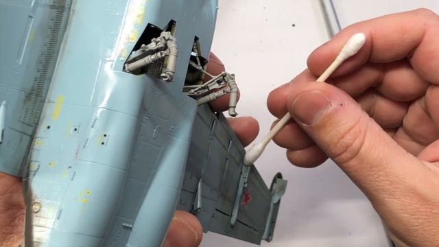 Plastic Scale Model Build - ZVEZDA SU-25 1/48 - Part 5,  Oil Wash, Unmasking Windscreen