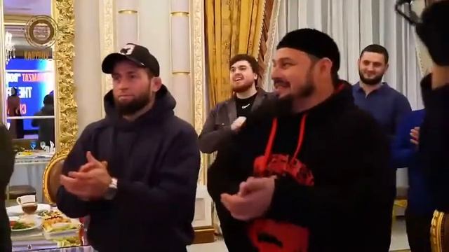 Хамзат Чимаев смотреть онлайн