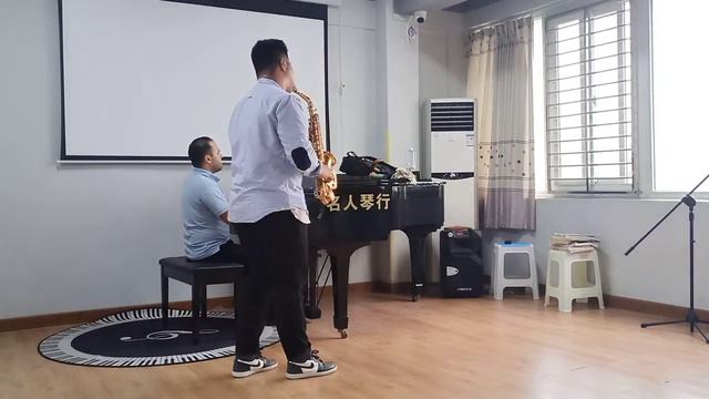 Heiden Diversion for Alto Saxophone and Piano - Kudriakov смотреть онлайн