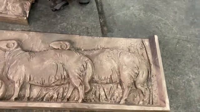 ролик о создании рельефа, посвящённый карачаевской овце #скульптура #чабан #карачаевскаяовца смотреть онлайн