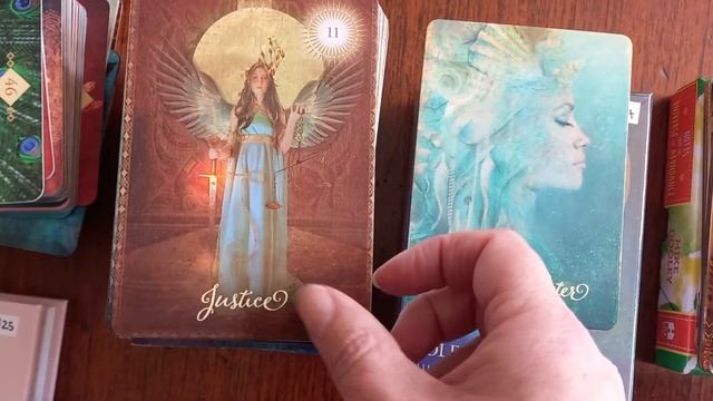 A box of goodies arrived this week #Tarot #Oracle #Cards #Books смотреть онлайн