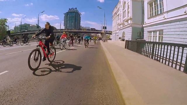 Велофестиваль 2022 Москва Садовое кольцо Против движения смотреть онлайн