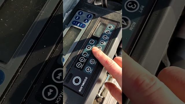 Обзор кабины ZOOMLION ZE370E