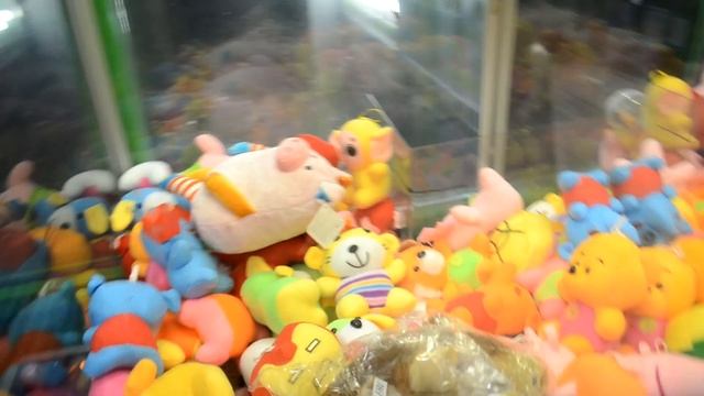 АВТОМАТНЫЙ ЧЕЛЛЕНДЖ\ \ Как достать игрушку из автомат с игрушками смотреть онлайн