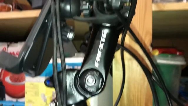 Stinger Magnum 2.0. Регулируемый вынос руля смотреть онлайн