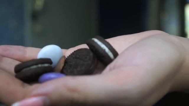 Сладости из Европы iSweets | Milka Choco-mix Oreo смотреть онлайн