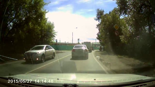обрызгал смотреть онлайн