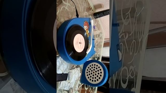 Электрофон Песенка СССР смотреть онлайн