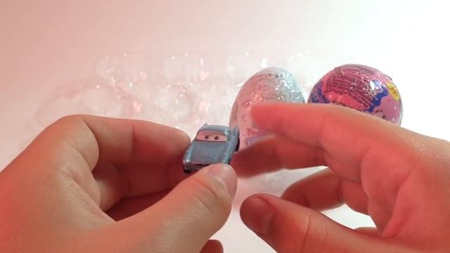 Chupa Chups, Kinder Joy, Конфитрейд - открываем Киндер Сюрприз (2015) смотреть онлайн