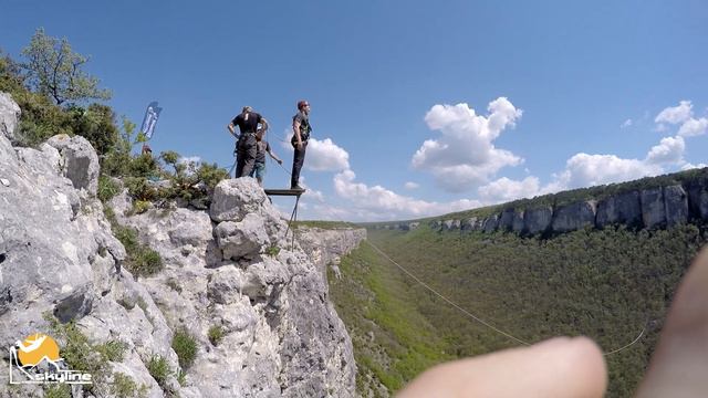 Дима Змеиное Ущелье, прыжки с верёвкой в Крыму с командой Skyline смотреть онлайн