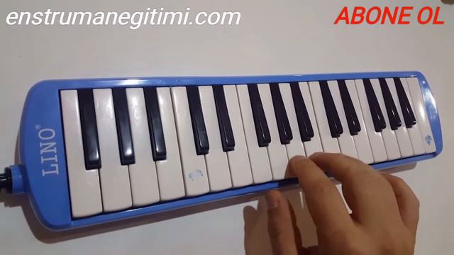 Uçurum Uçurum Gözlerine Baktığım Sensin Belalım Melodika смотреть онлайн