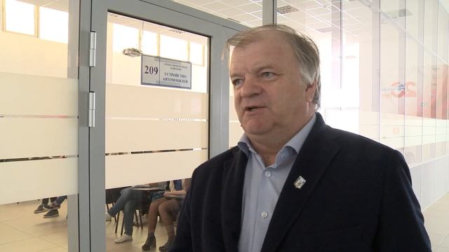 Летняя школа ЮУрГУ в автохолдинге "Регинас" смотреть онлайн