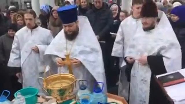 "Освящение воды в Праздник Крещения Господня"3 смотреть онлайн