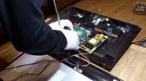 Телевизор не включается, ремонт в домашних условиях SHIVAKI STV-22LED4