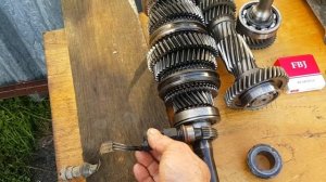 Как переделать кпп от Волги на Газель.How to convert the checkpoint from the Volga to the Gazelle.