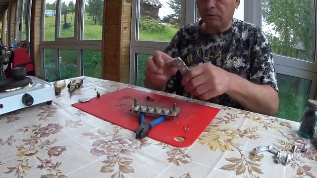 Металл плавится в воде! Мормышки из легкоплавкого металла своими руками! смотреть онлайн