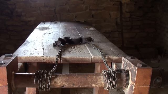 La forteresse de Mornas (Vaucluse - France) смотреть онлайн