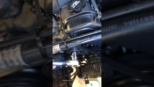 How to remove Air Con - Serpentine Belt 1KZ-TE KZN130 смотреть онлайн