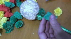 Как сделать букет из салфеток своими руками! Цветы из салфеток!