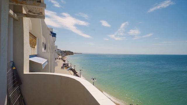 Апартаменты на Берегу Моря в Крыму недорого. Севастополь, комплекс "Наш Парус". смотреть онлайн